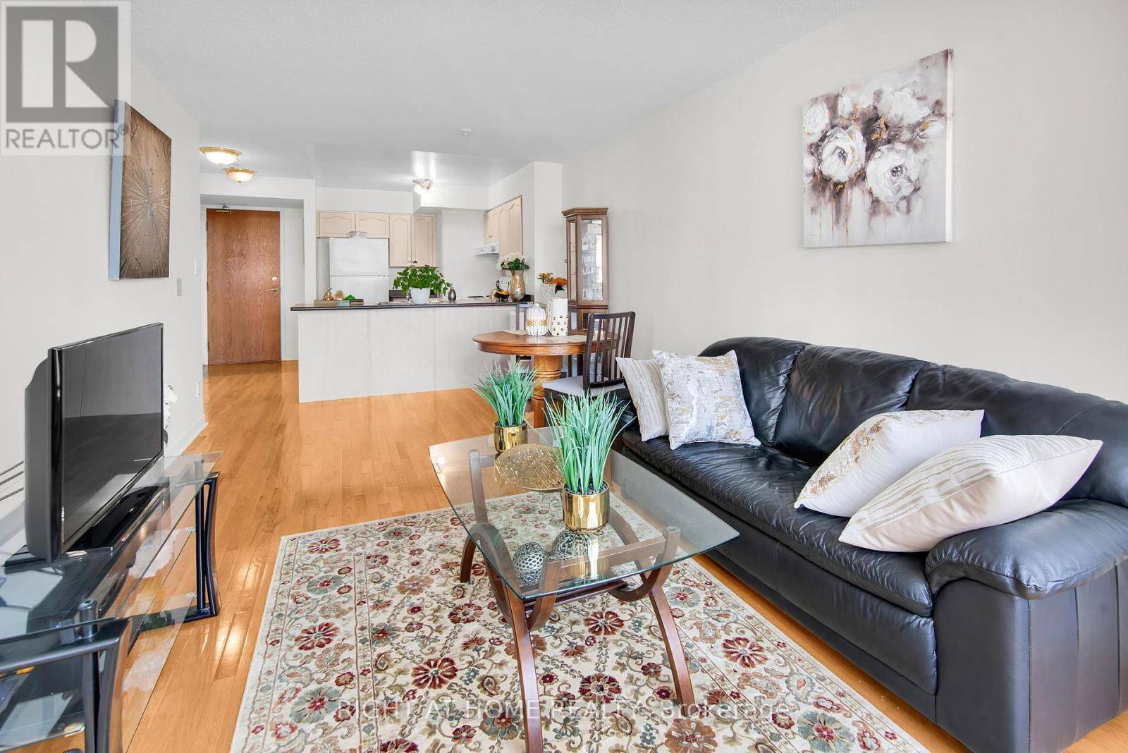Richmond Hill (langstaff), ON L4B4M4,19 Northern Heights DR #404