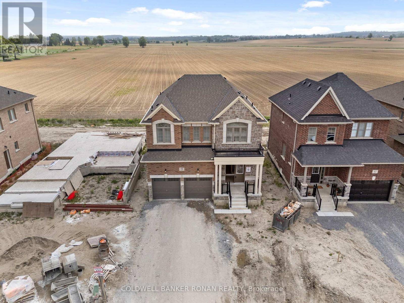 New Tecumseth (beeton), ON L0G1A0,59 BRETHET HEIGHTS N