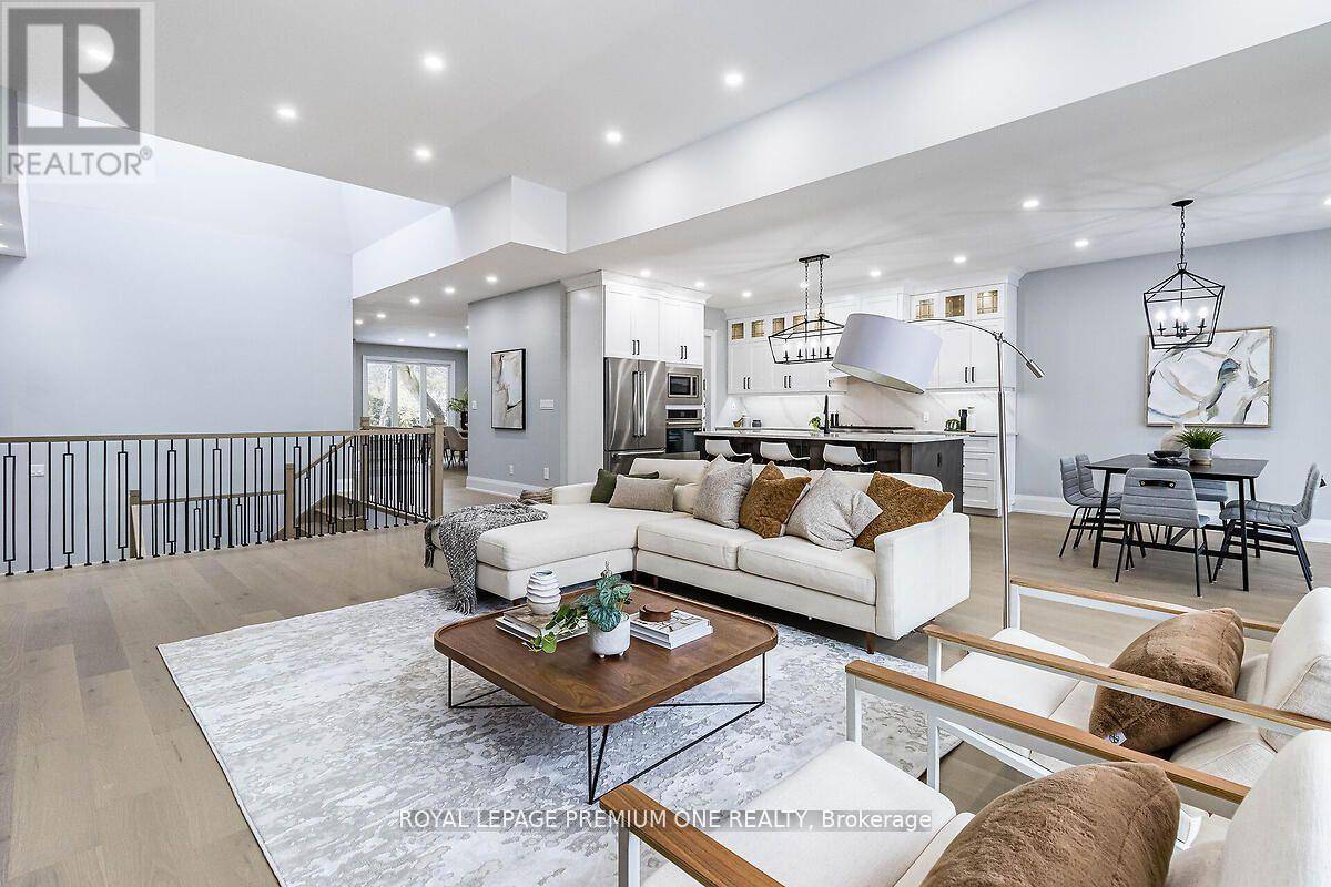 Innisfil (stroud), ON L9S1K4,225 SUNNYBRAE AVENUE