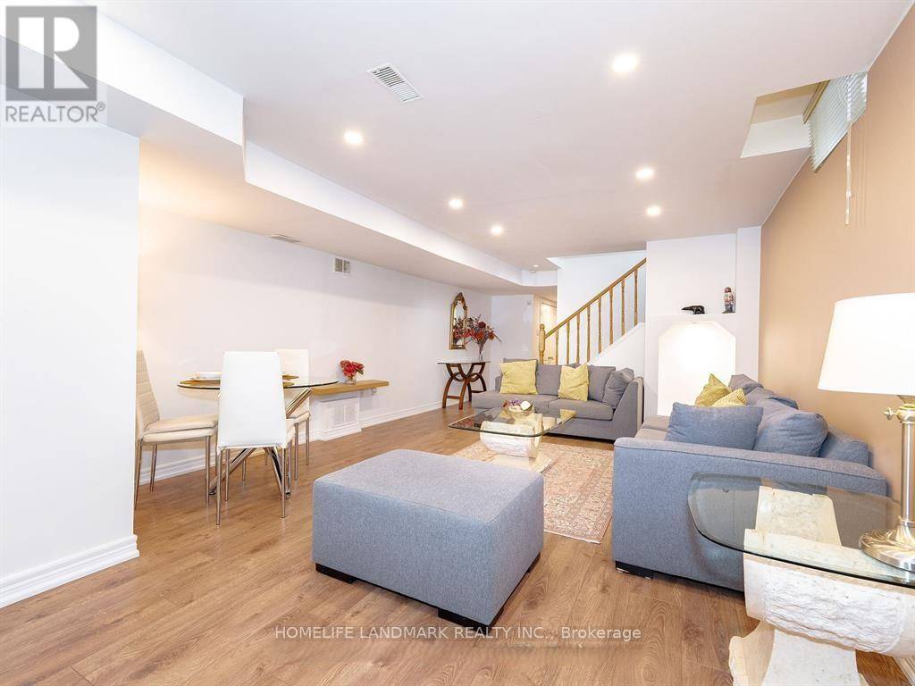 Richmond Hill (langstaff), ON L4B4L2,59 Waterton CRES #Basement