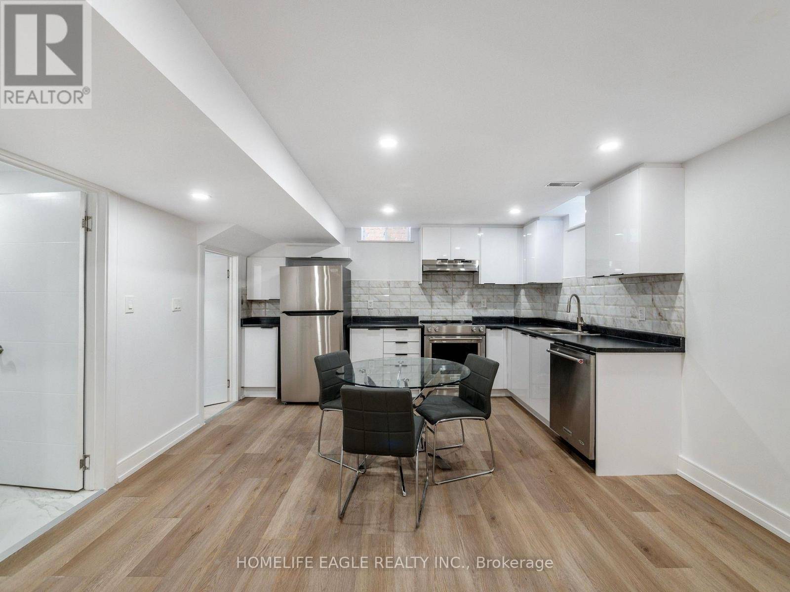 Bradford West Gwillimbury (bradford), ON L3Z0V6,97 BELFRY DRIVE