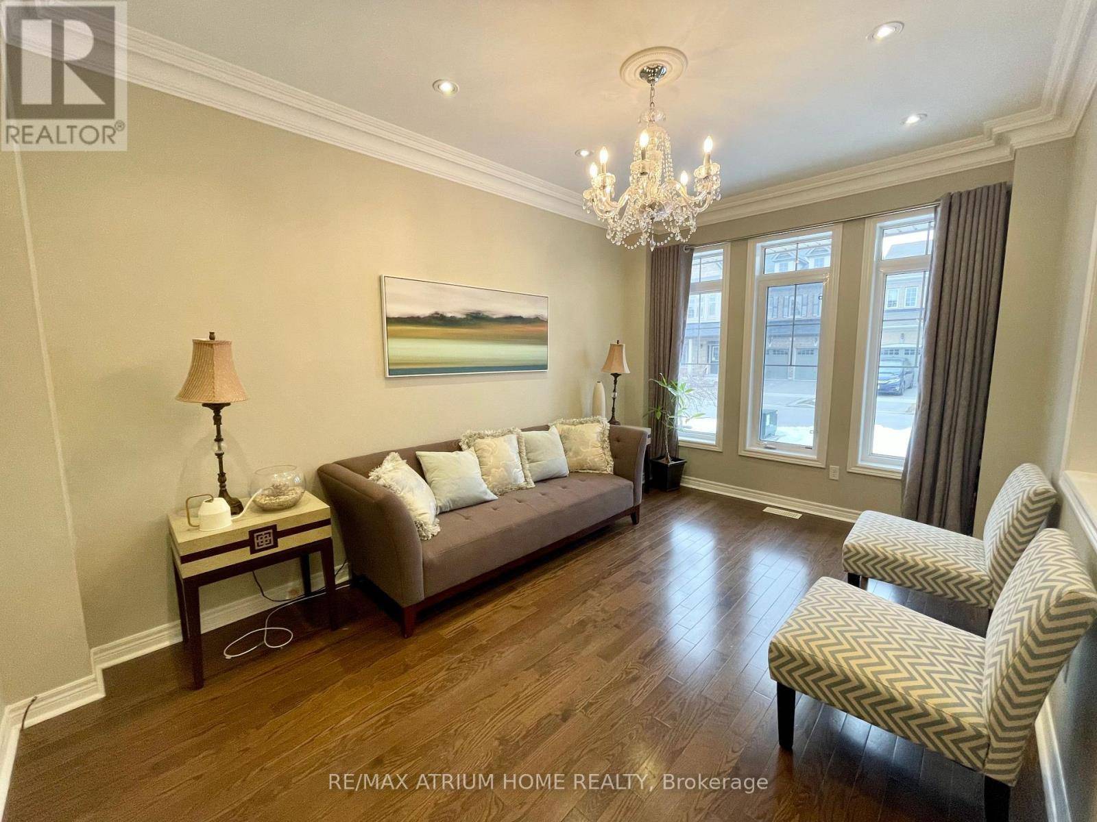 Markham (berczy), ON L6C0S2,55 HUA DU AVENUE
