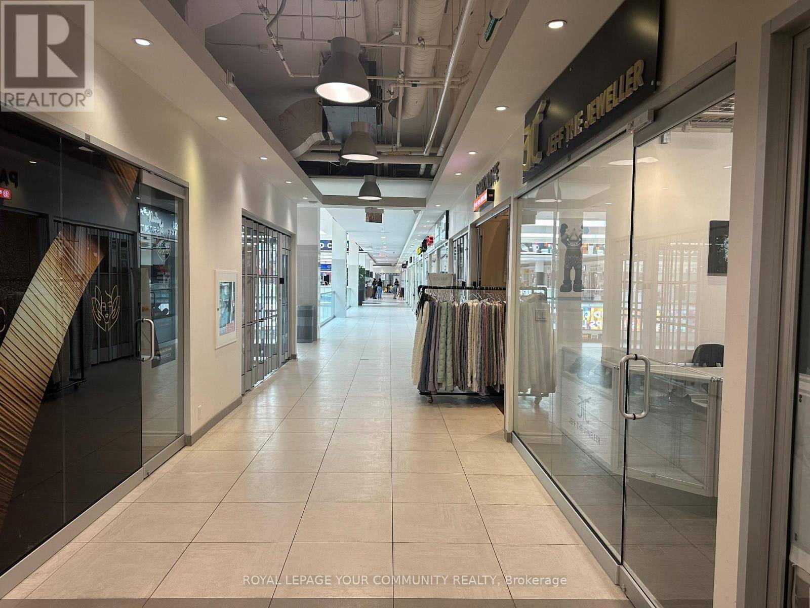 Markham (thornhill), ON L3T0C7,7181 Yonge ST #231