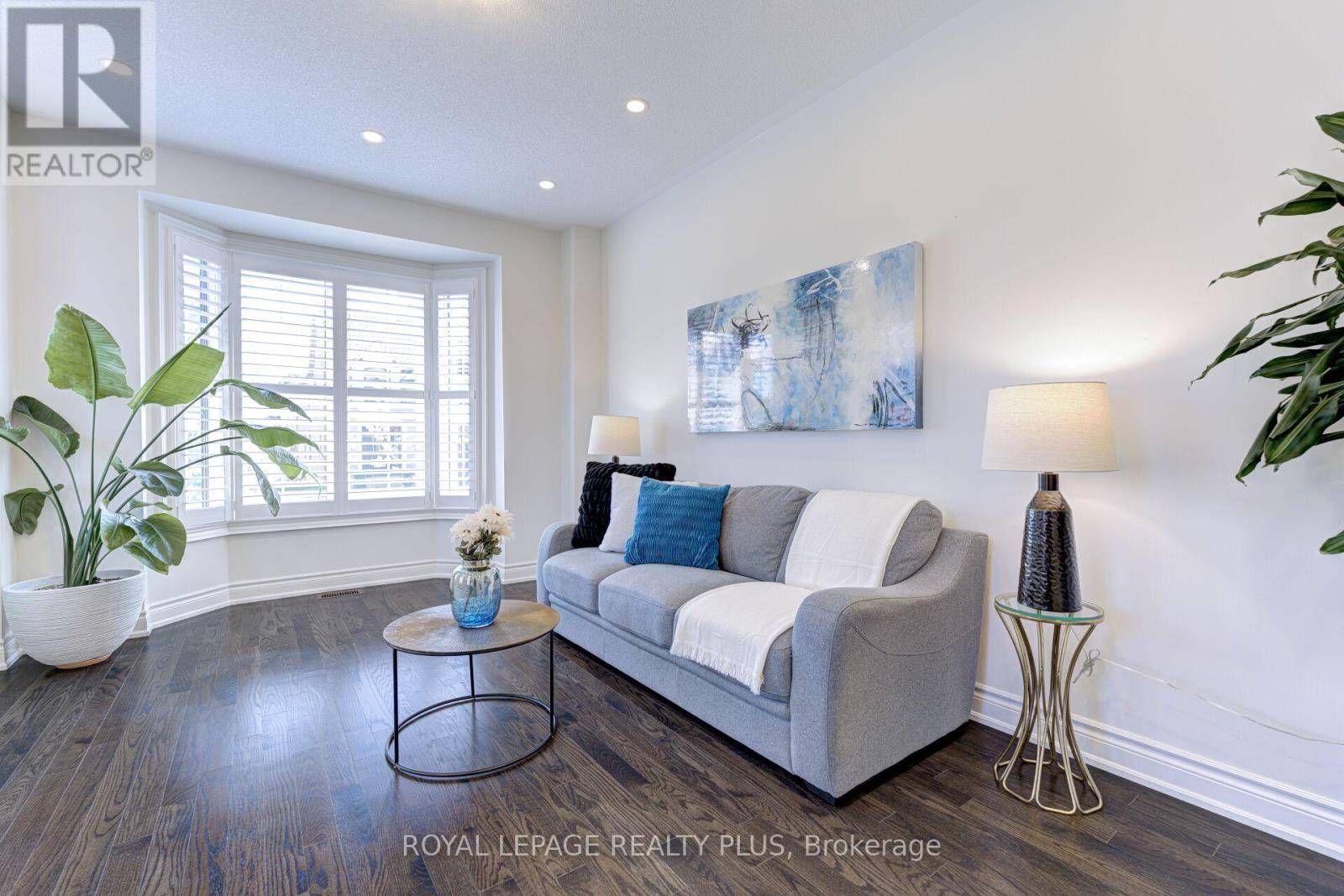 East Gwillimbury (holland Landing), ON L9N0T3,67 Tesla CRES #cres