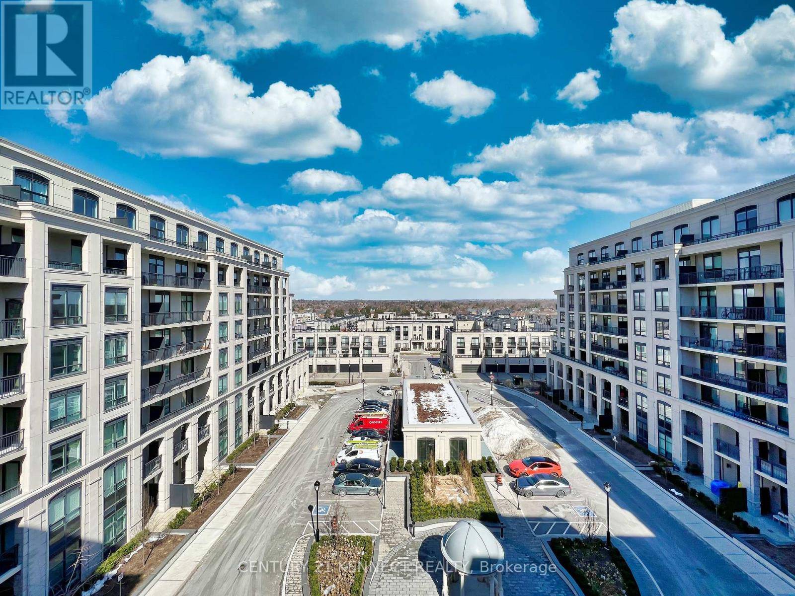 Markham (unionville), ON L3R8G9,268 Buchanan DR #307W