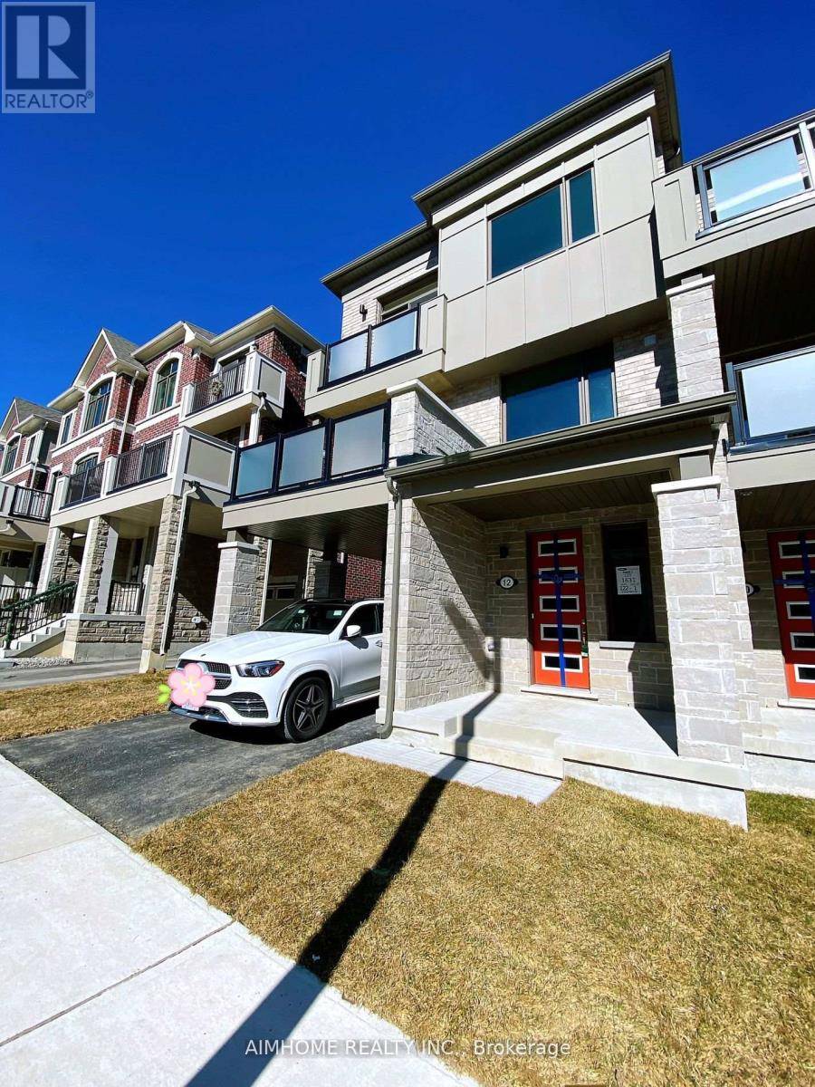Markham (victoria Square), ON L6C3L1,12 THOMAS FRISBY JR CRESCENT