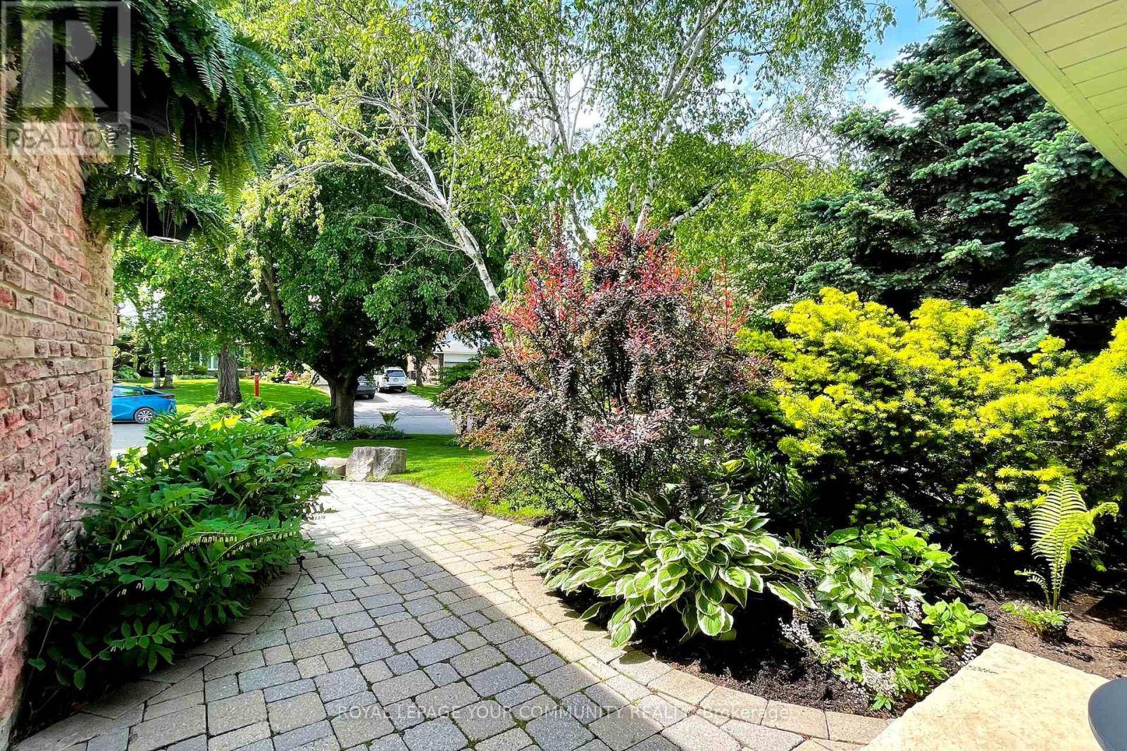 Markham (royal Orchard), ON L3T3H1,10 BANQUO ROAD