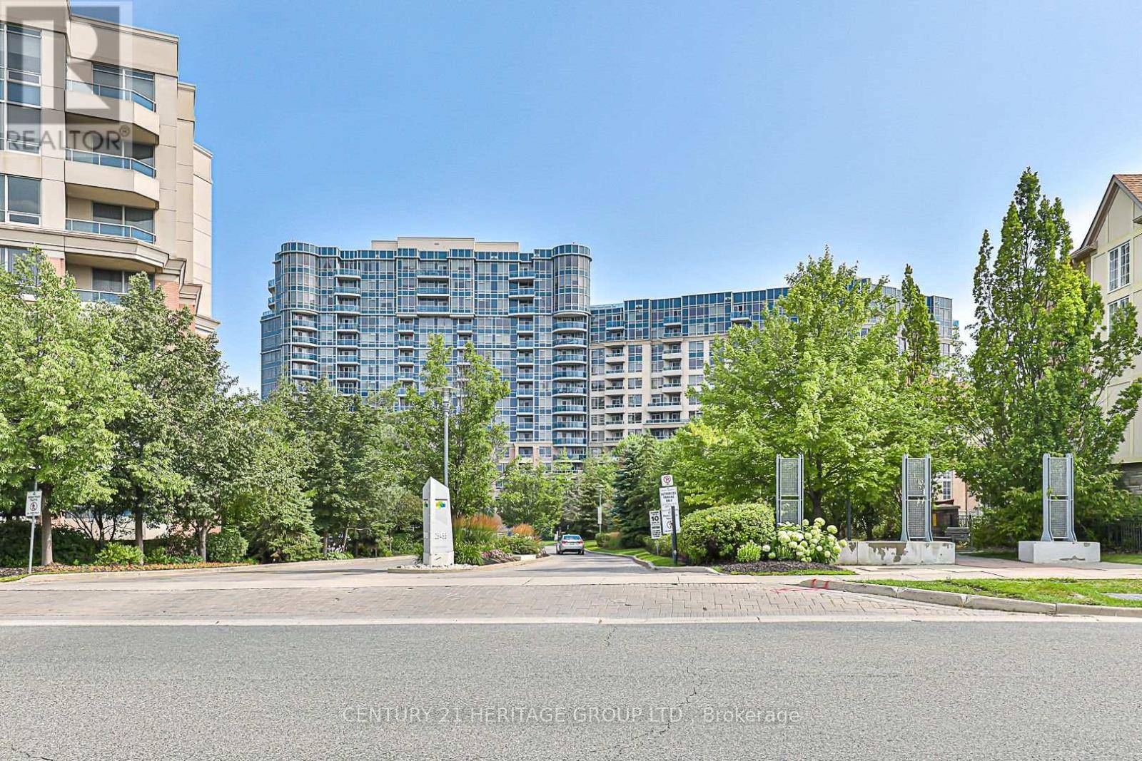 Markham (unionville), ON L3R8A6,33 Cox BLVD #905