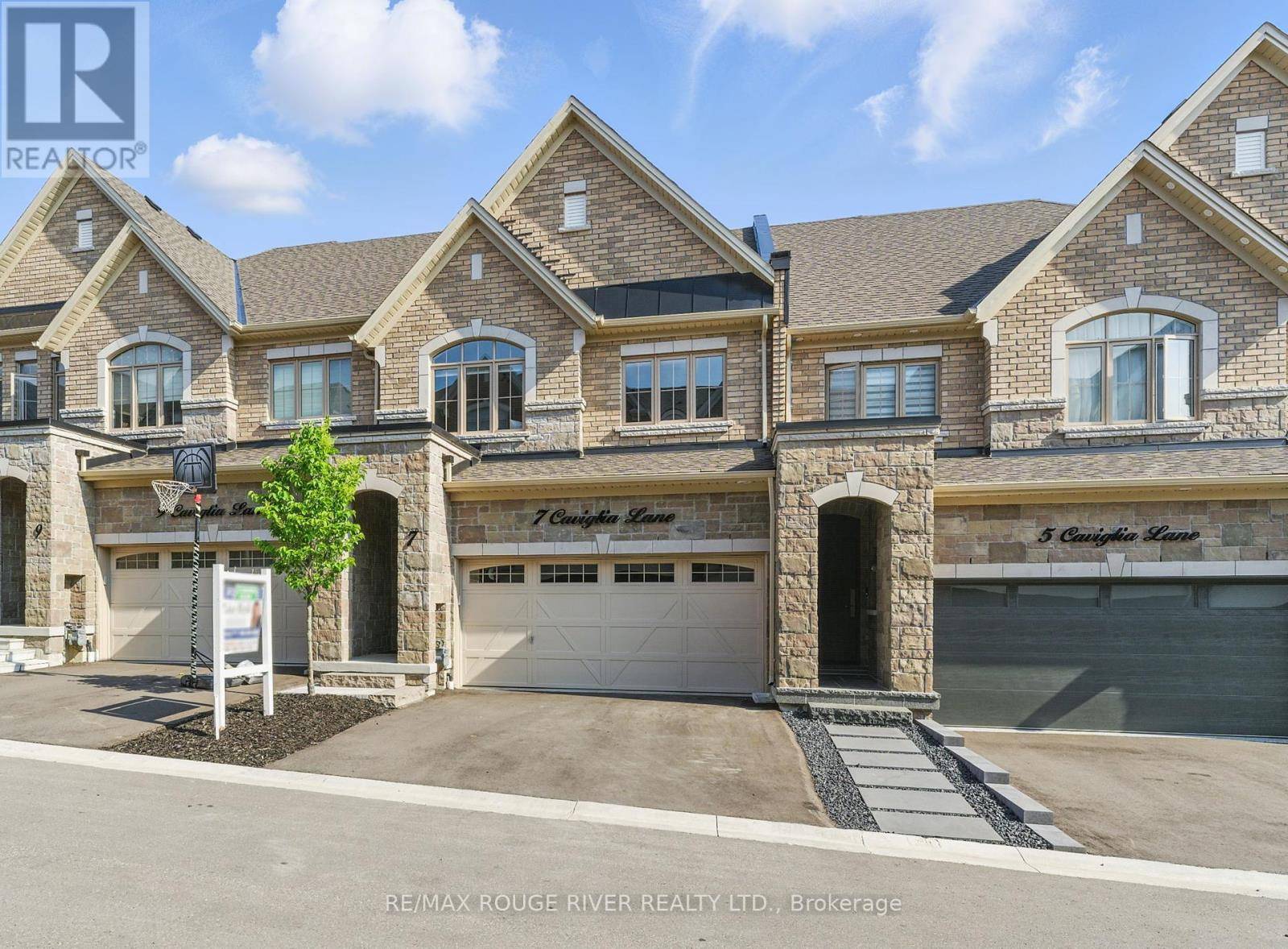 Markham (box Grove), ON L6B1R5,7 CAVIGLIA LANE