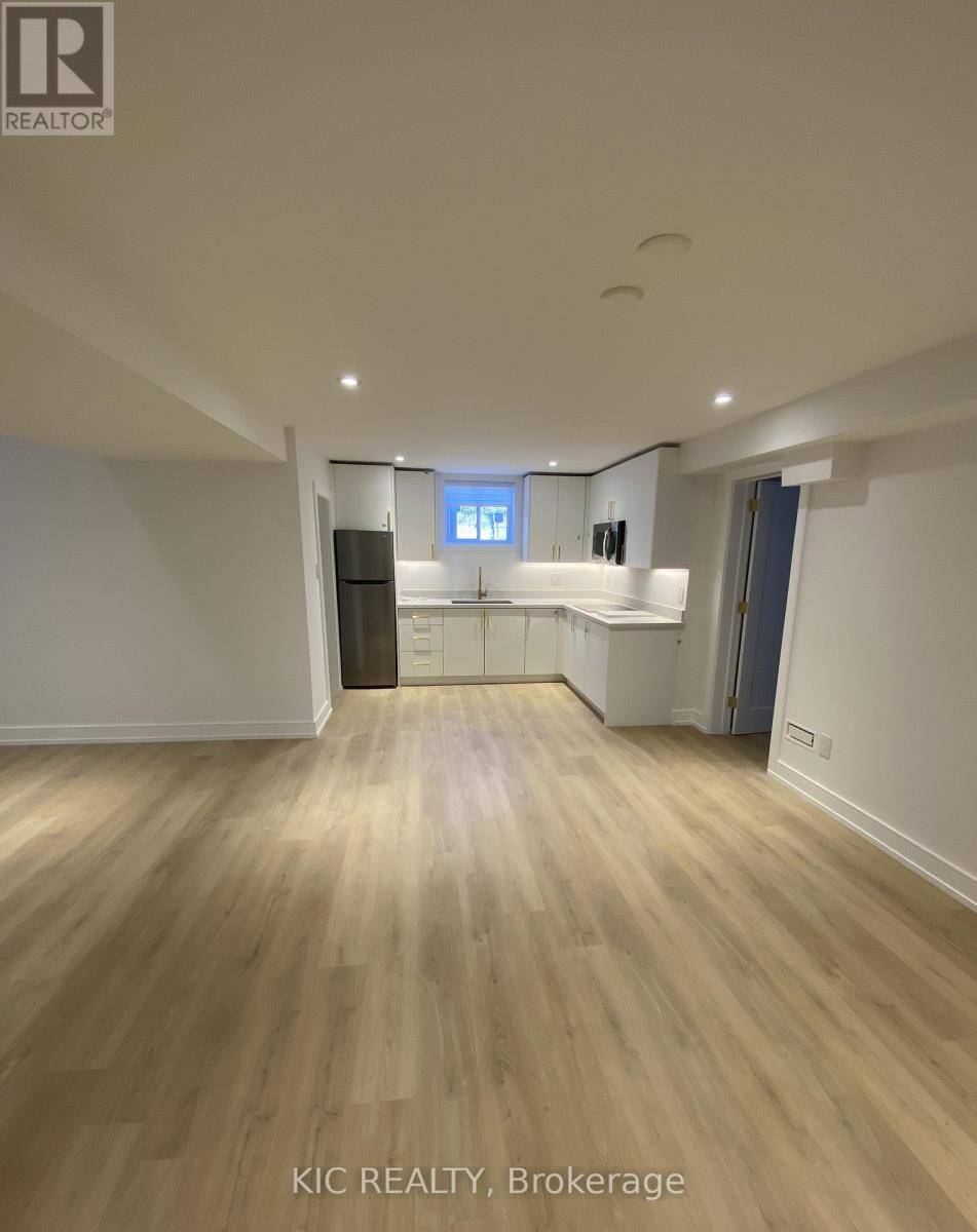 Richmond Hill (north Richvale), ON L4C7G1,38 Josie DR #Bsmnt