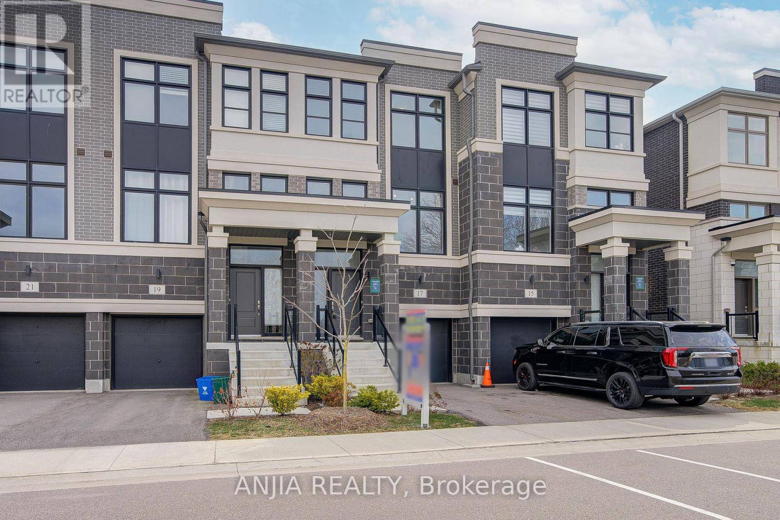 Markham (wismer), ON L6E0V4,17 ARMILLO PLACE