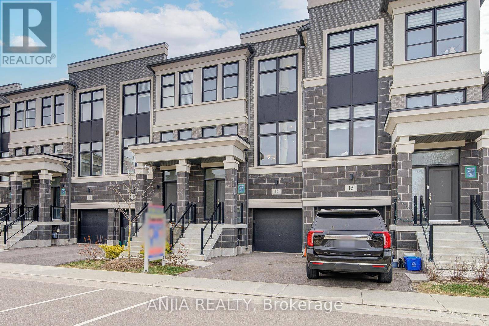 Markham (wismer), ON L6E0V4,17 ARMILLO PLACE