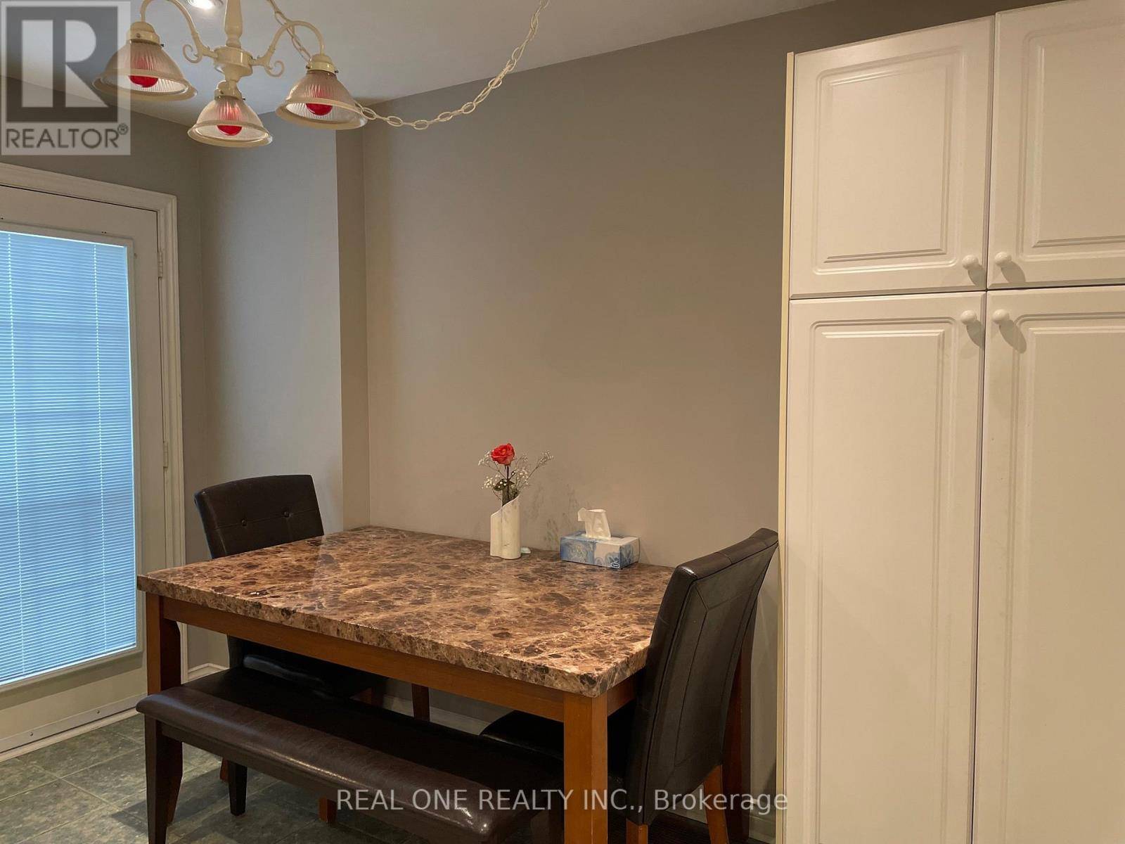 Richmond Hill (rouge Woods), ON L4S2H2,96 RUBY CRESCENT