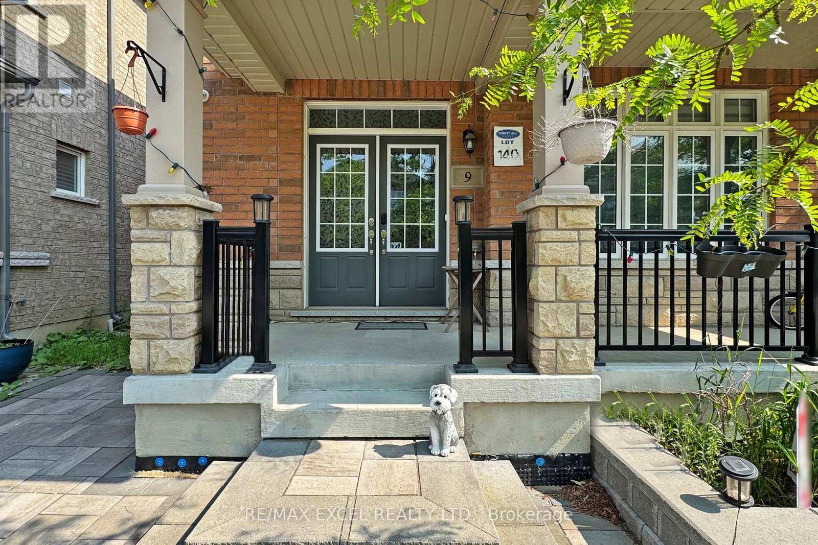 Markham (cornell), ON L6B0X4,9 SUNNYSIDE HILL ROAD