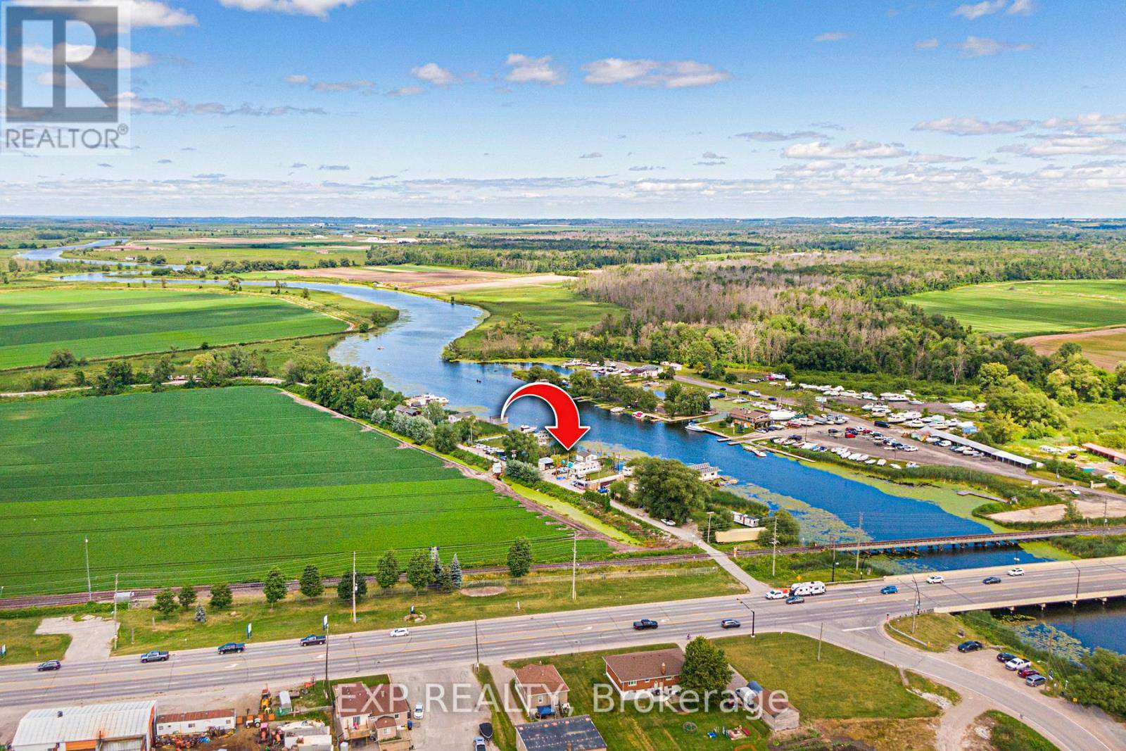 Bradford West Gwillimbury, ON L3Z3H3,17 PRIVATE DRIVE