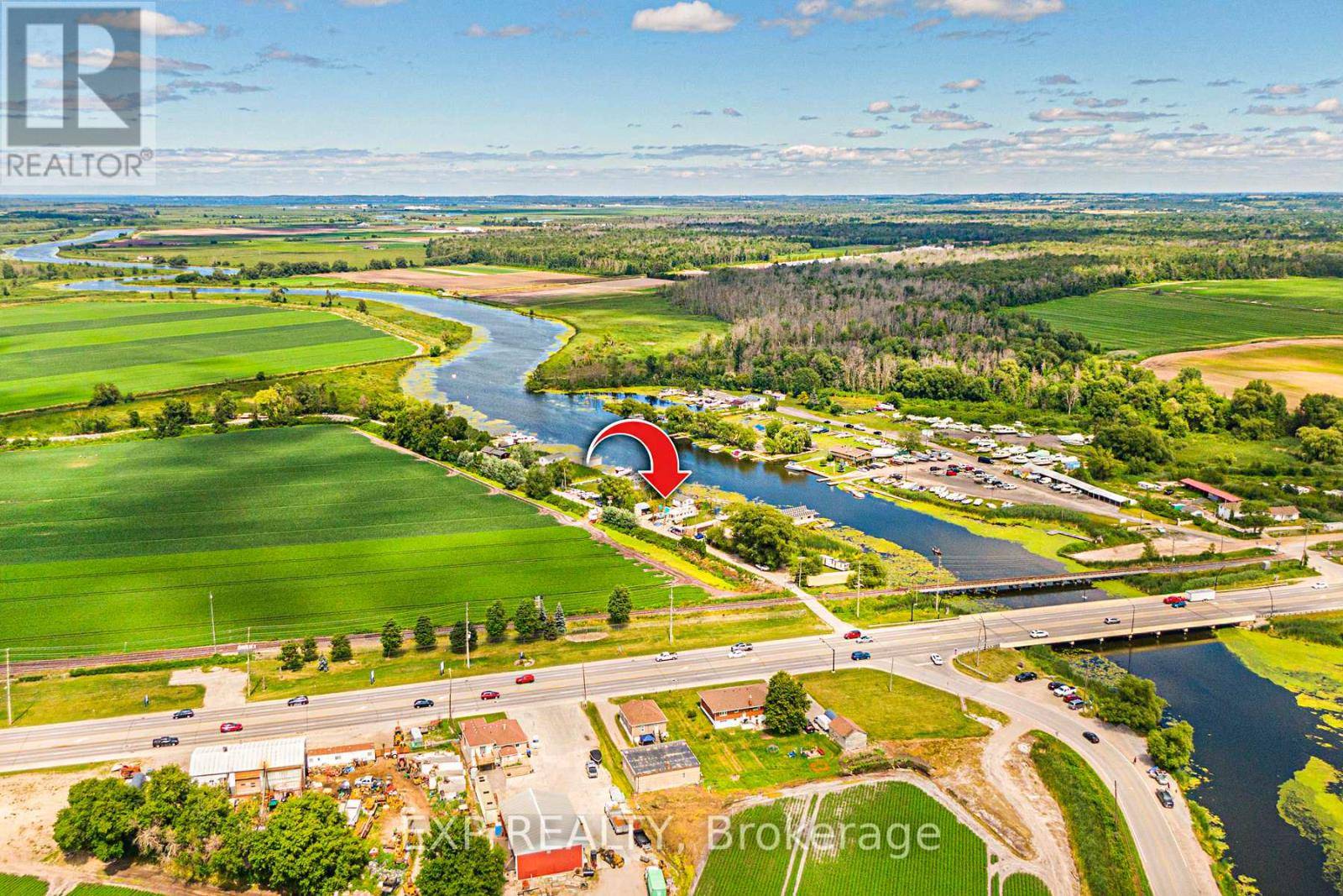 Bradford West Gwillimbury, ON L3Z3H3,17 PRIVATE DRIVE