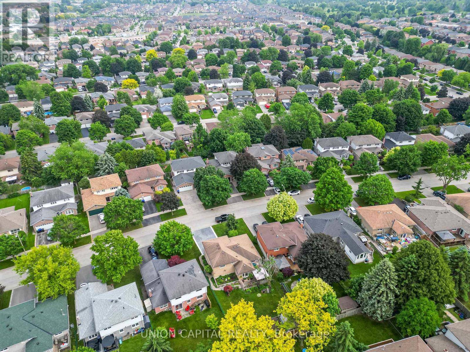 Bradford West Gwillimbury (bradford), ON L3Z2N3,123 IMPERIAL CRESCENT