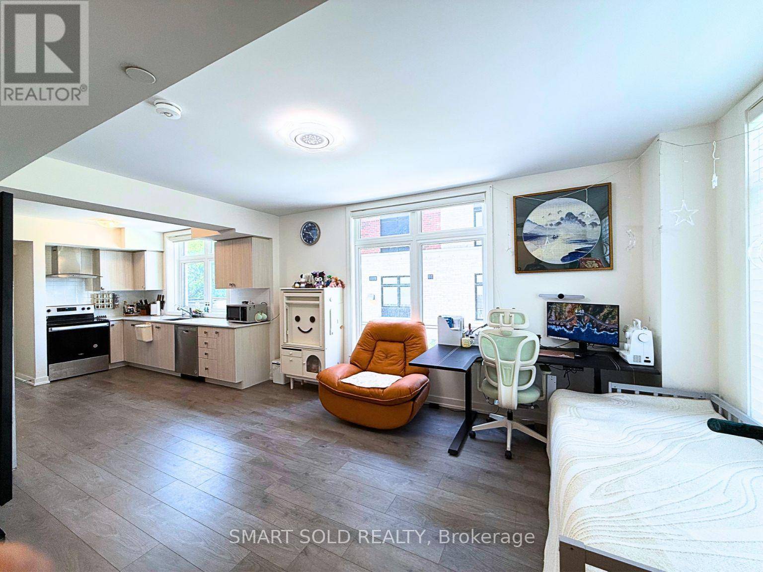 Richmond Hill (mill Pond), ON L4C5W2,58 Elizabeth ST South #2201
