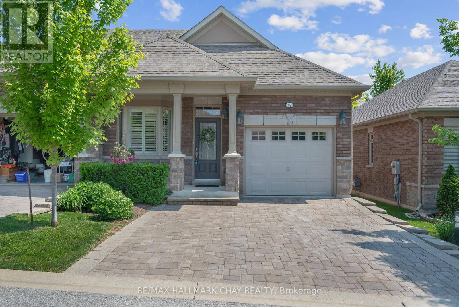 New Tecumseth (alliston), ON L9R0K5,17 HILLCREST DRIVE