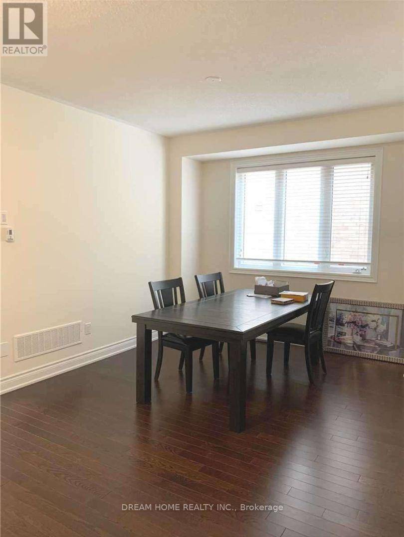 Markham (cedarwood), ON L3S0E4,88 MOHANDAS DRIVE