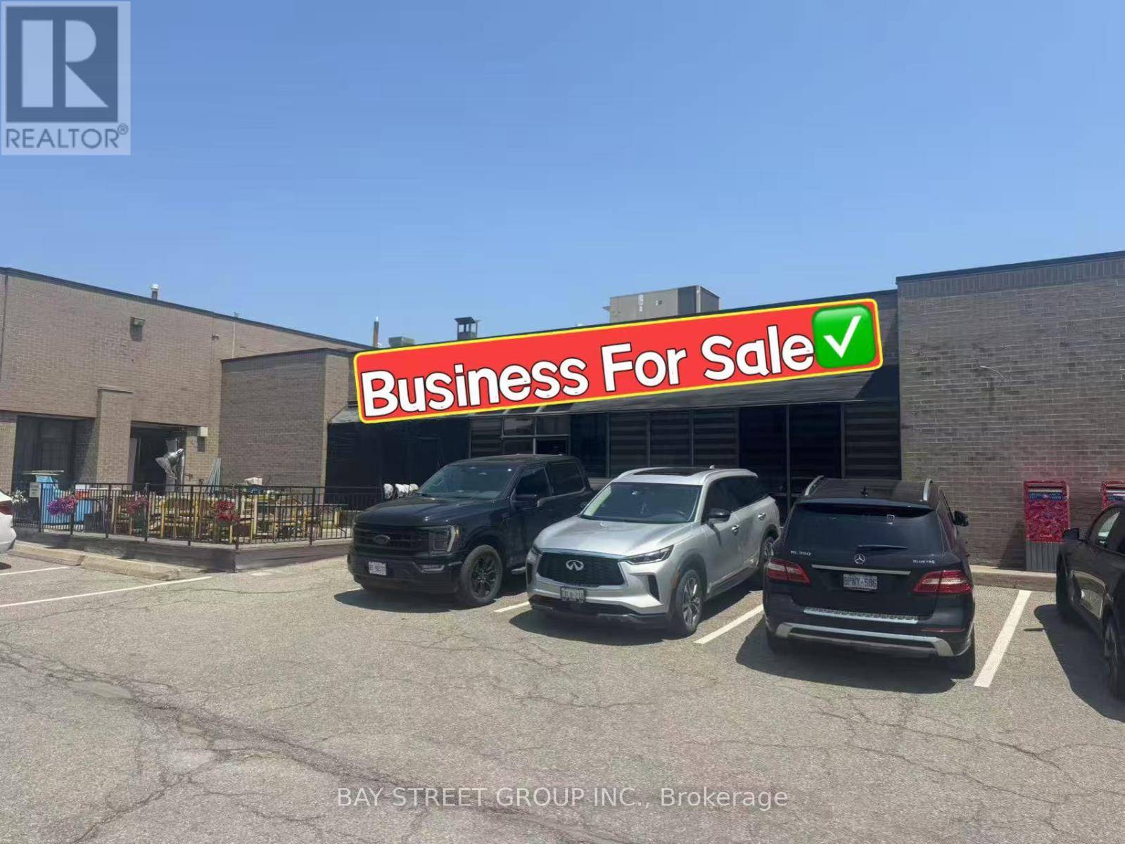 Markham (milliken Mills West), ON L3R4H1,820 Denison ST #2