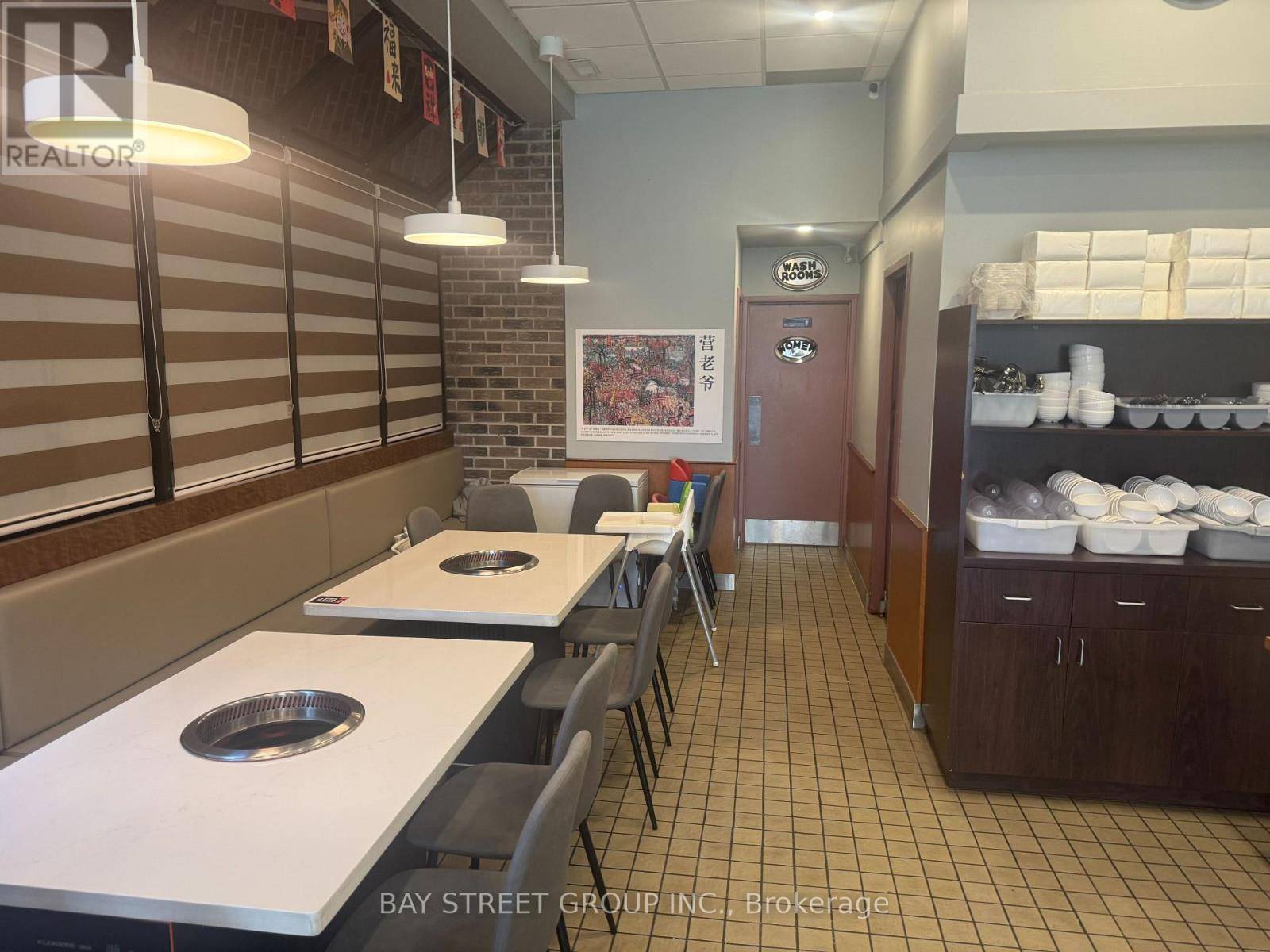 Markham (milliken Mills West), ON L3R4H1,820 Denison ST #2