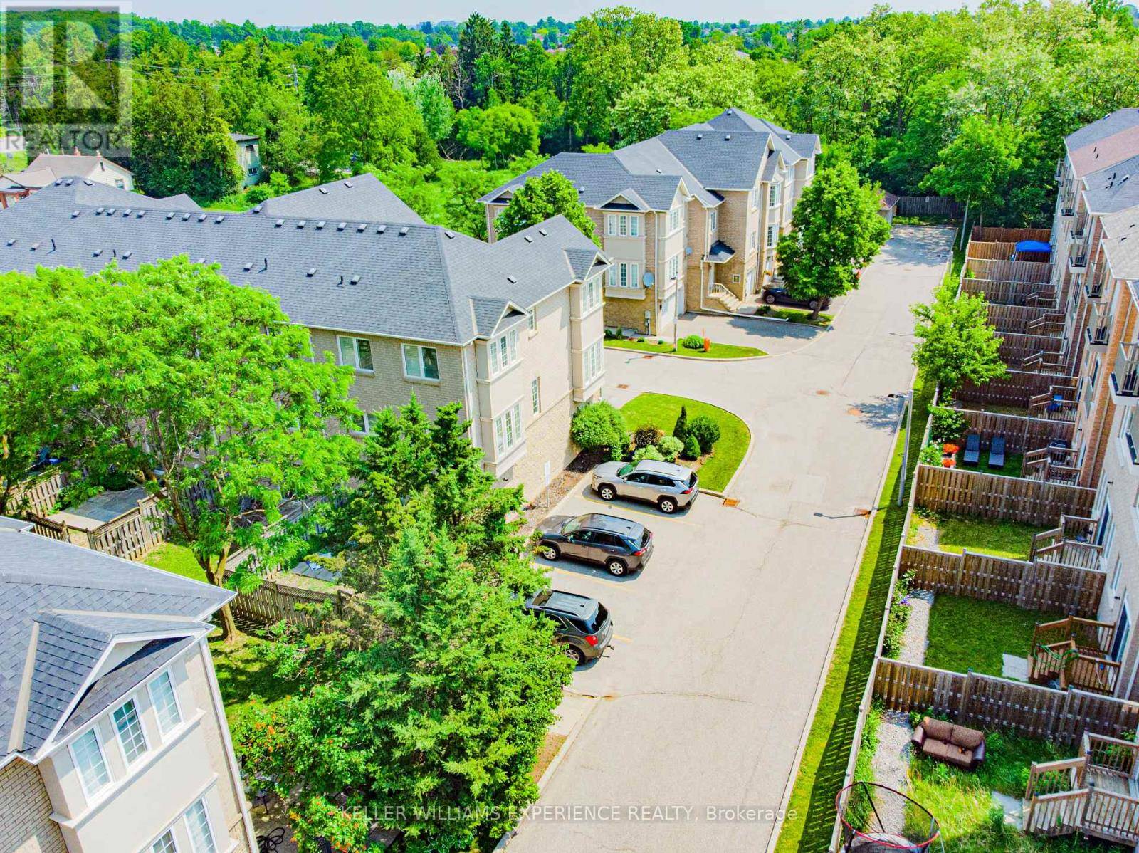 Richmond Hill (mill Pond), ON L4C0N3,10719 Bathurst ST #1