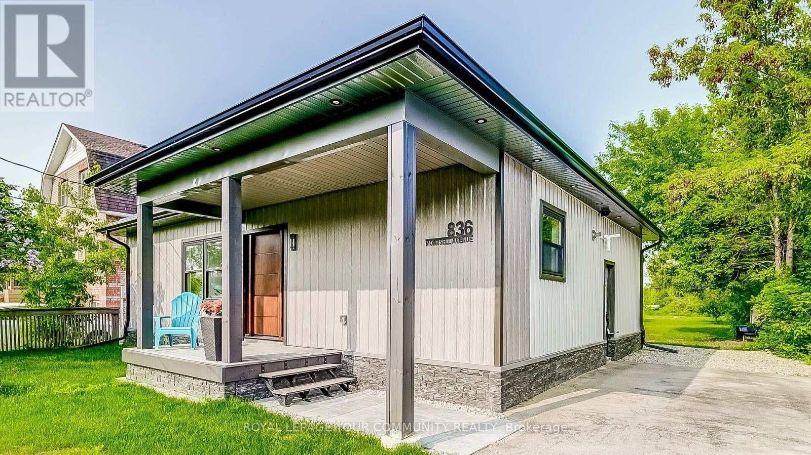 Georgina (historic Lakeshore Communities), ON L0E1S0,836 MONTSELL AVENUE