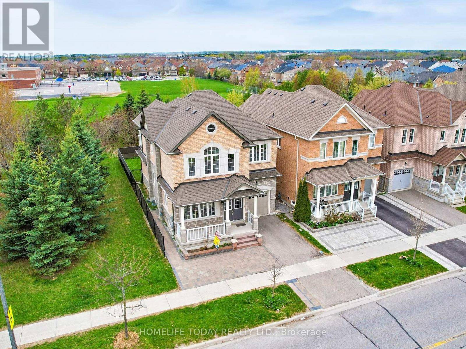 Markham (wismer), ON L6E2H6,468 ROY RAINEY AVENUE