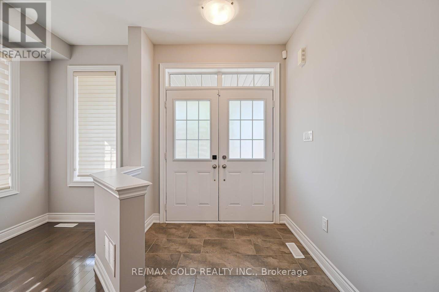 Vaughan (kleinburg), ON L4H4H9,238 KINCARDINE STREET