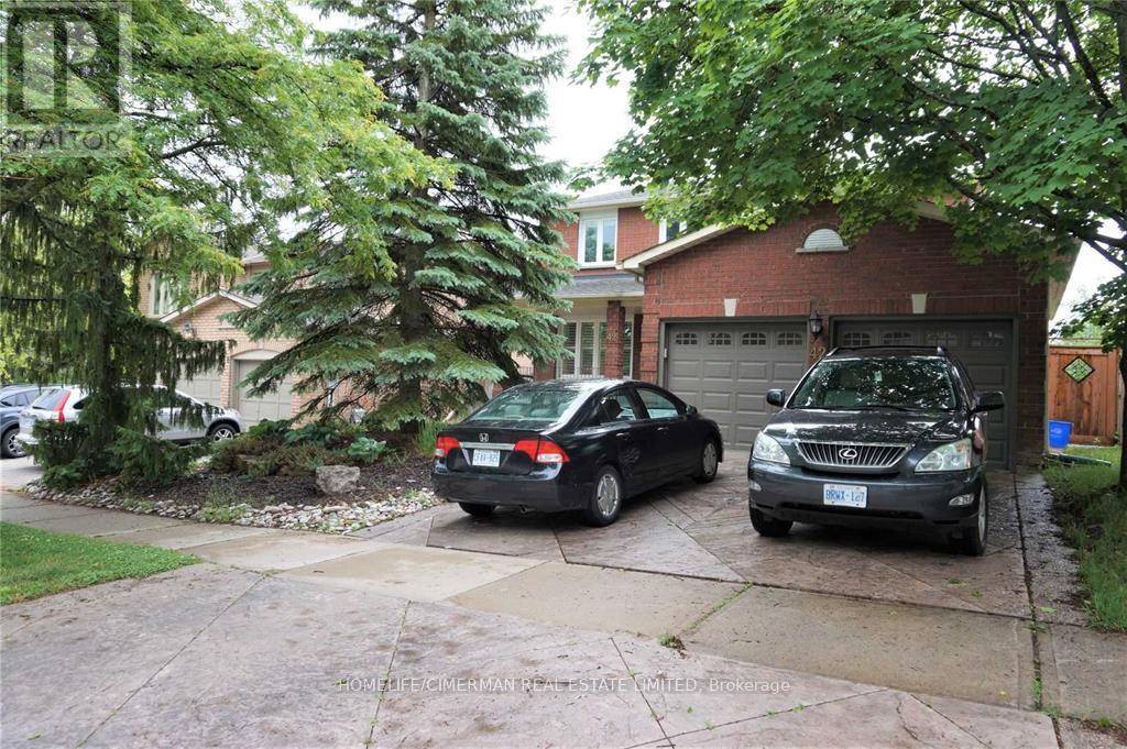 Aurora (aurora Highlands), ON L4G6S1,42 Lensmith DR #UPPER