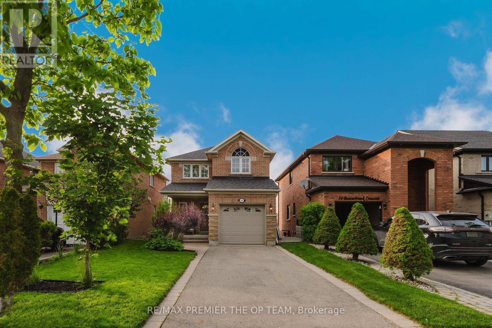 Vaughan, ON L6A3T3,50 BEAVERBROOK CRESCENT