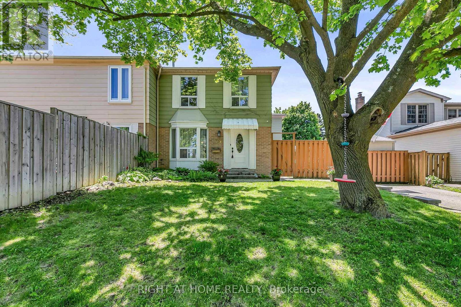 Richmond Hill (north Richvale), ON L4C5A3,25 CASTLE ROCK DRIVE
