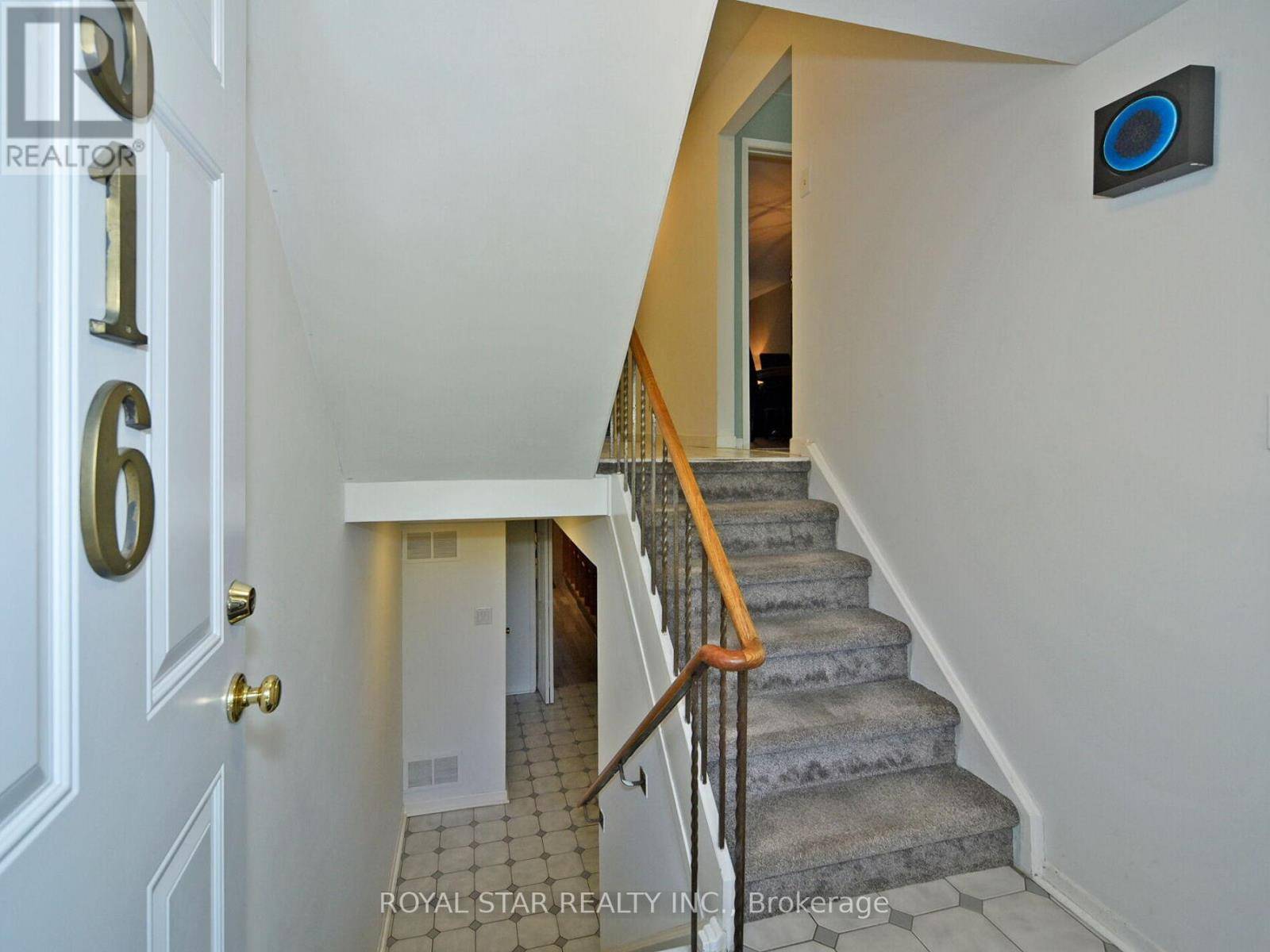 Markham (german Mills), ON L3T4T5,316 SIMONSTON BOULEVARD