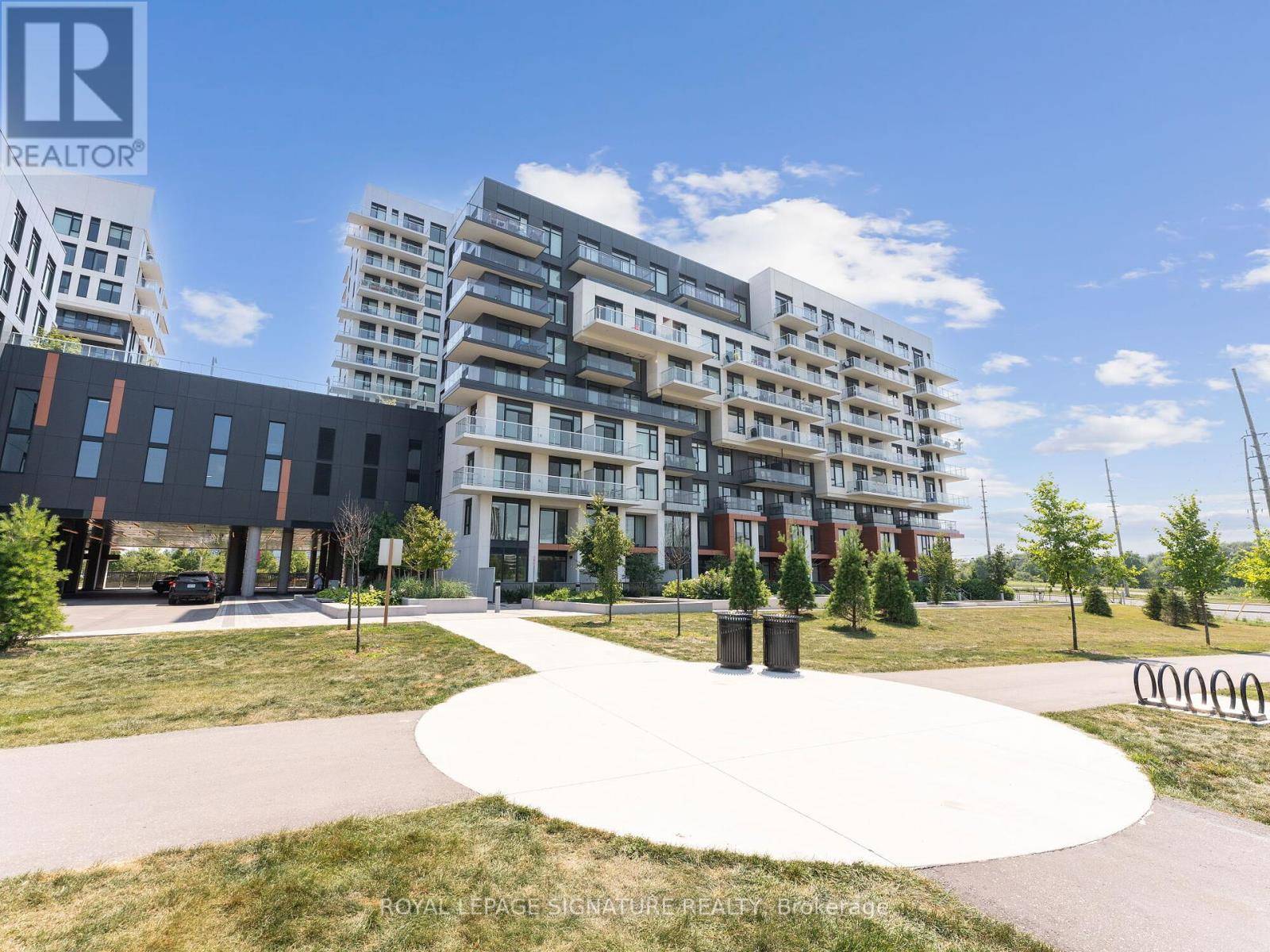 Markham (unionville), ON L6G0G9,10 Rouge Valley DR West #603A