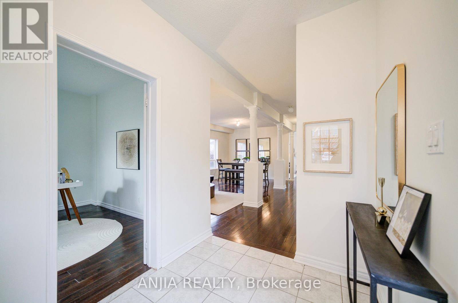 Markham (berczy), ON L6C2W3,91 CRAWFORD STREET