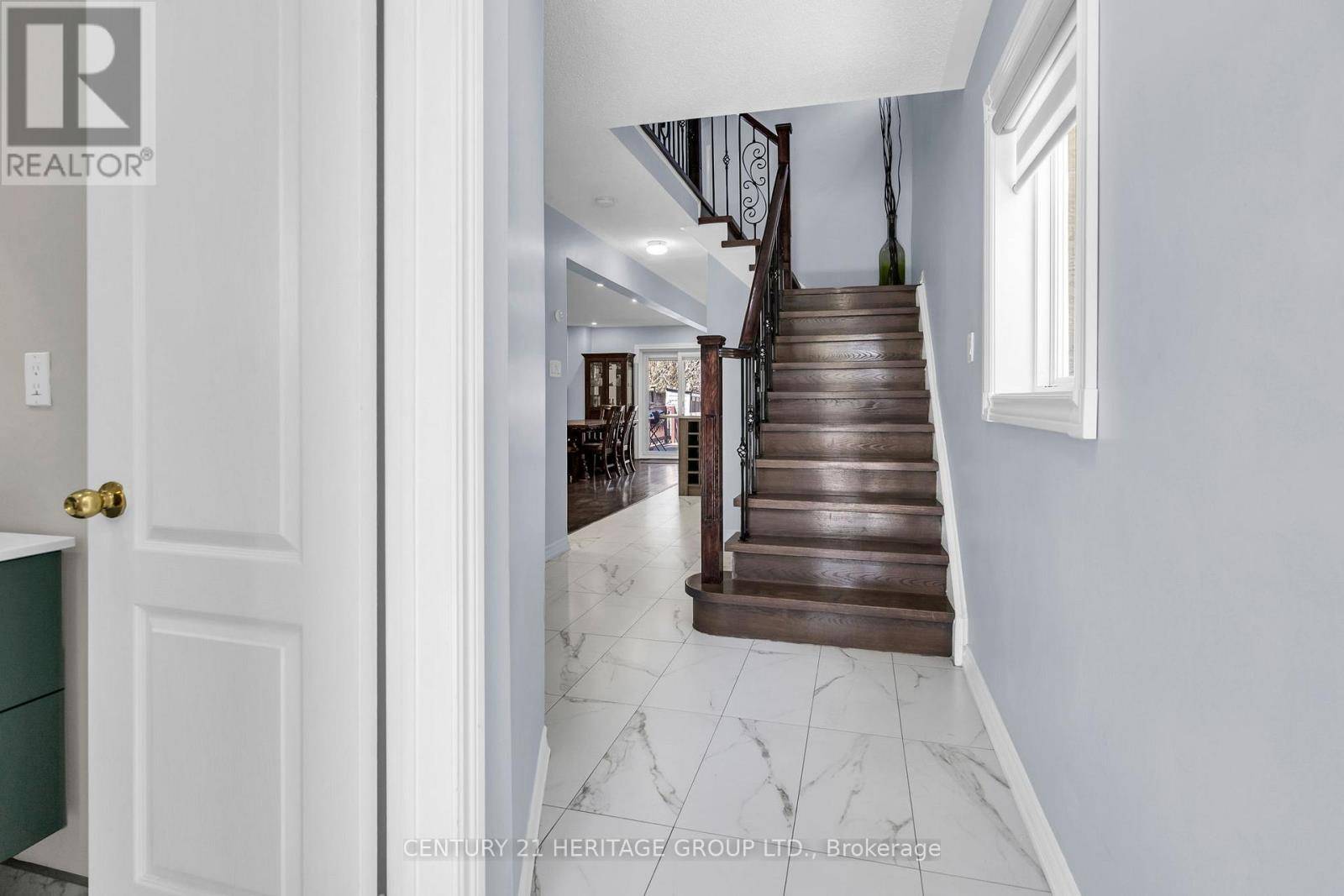 Richmond Hill (oak Ridges), ON L4E3T8,68 SILVERDART CRESCENT