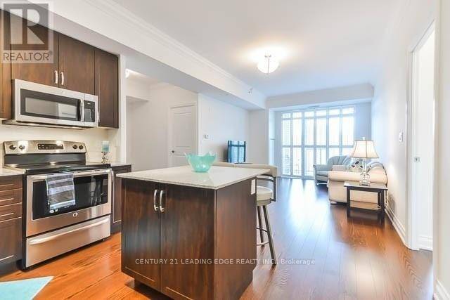 Markham (old Markham Village), ON L3P0N5,68 Main ST North #303