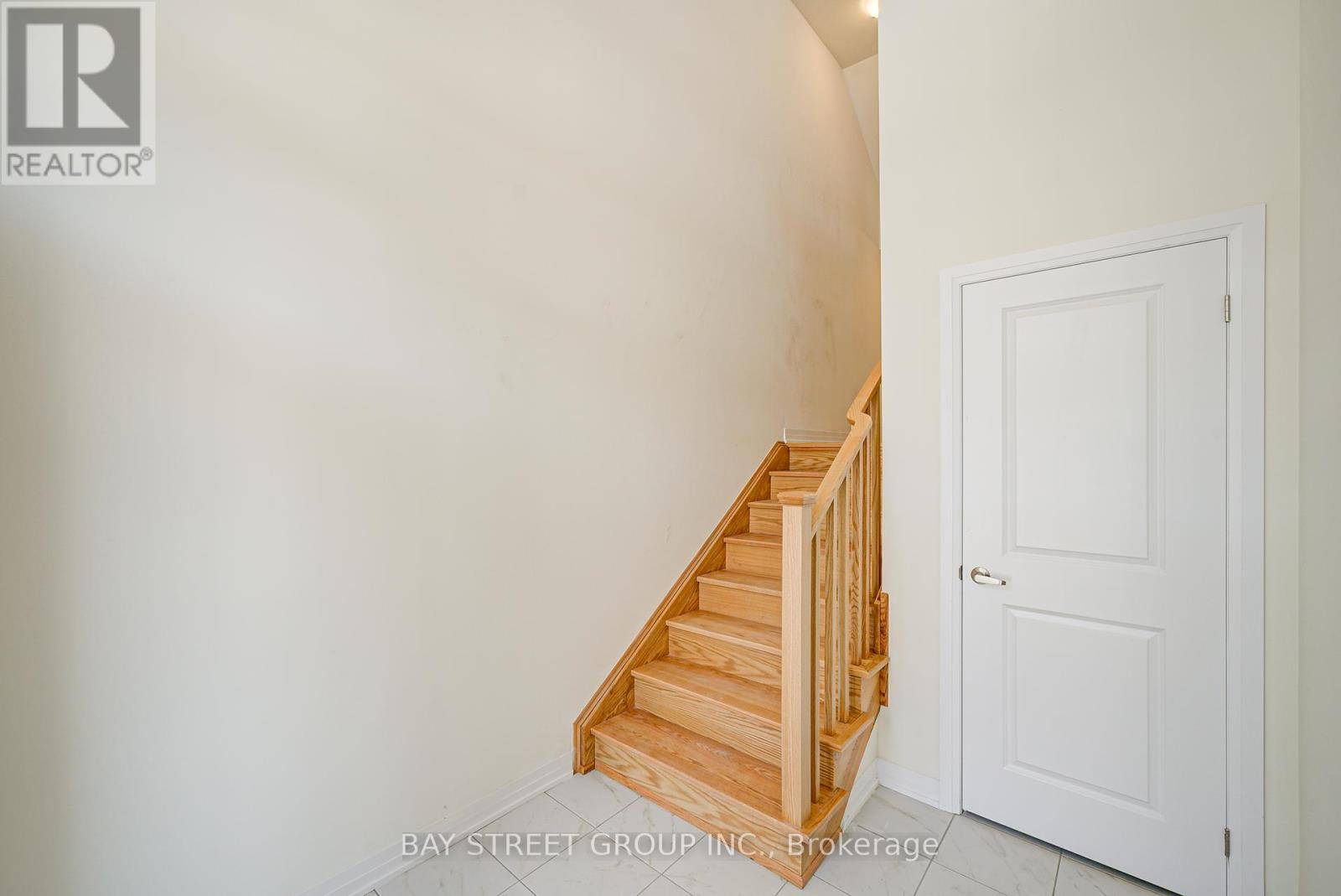 Richmond Hill, ON L4S0P9,60 SEINE LANE