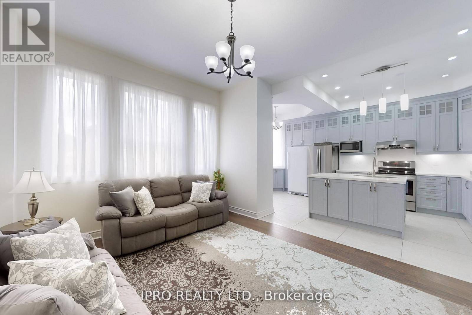 Richmond Hill (rouge Woods), ON L4S2C4,4 COPPERSTONE CRESCENT