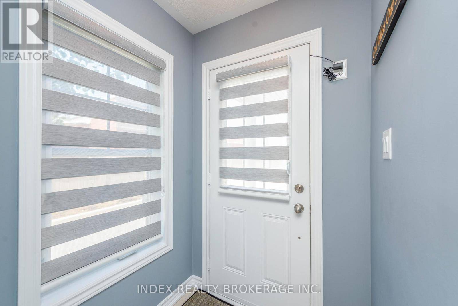 Vaughan (west Woodbridge), ON L6L0H1,10 Porter AVE #26