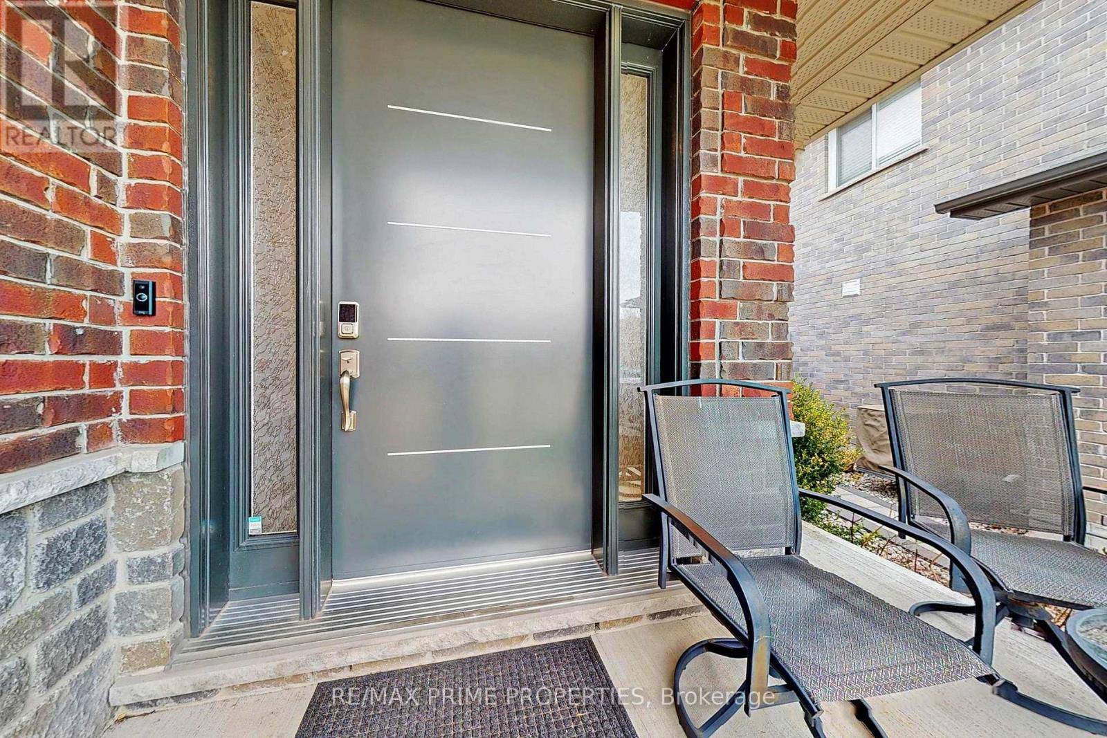 Innisfil (alcona), ON L9S0A5,947 BOOTH AVENUE