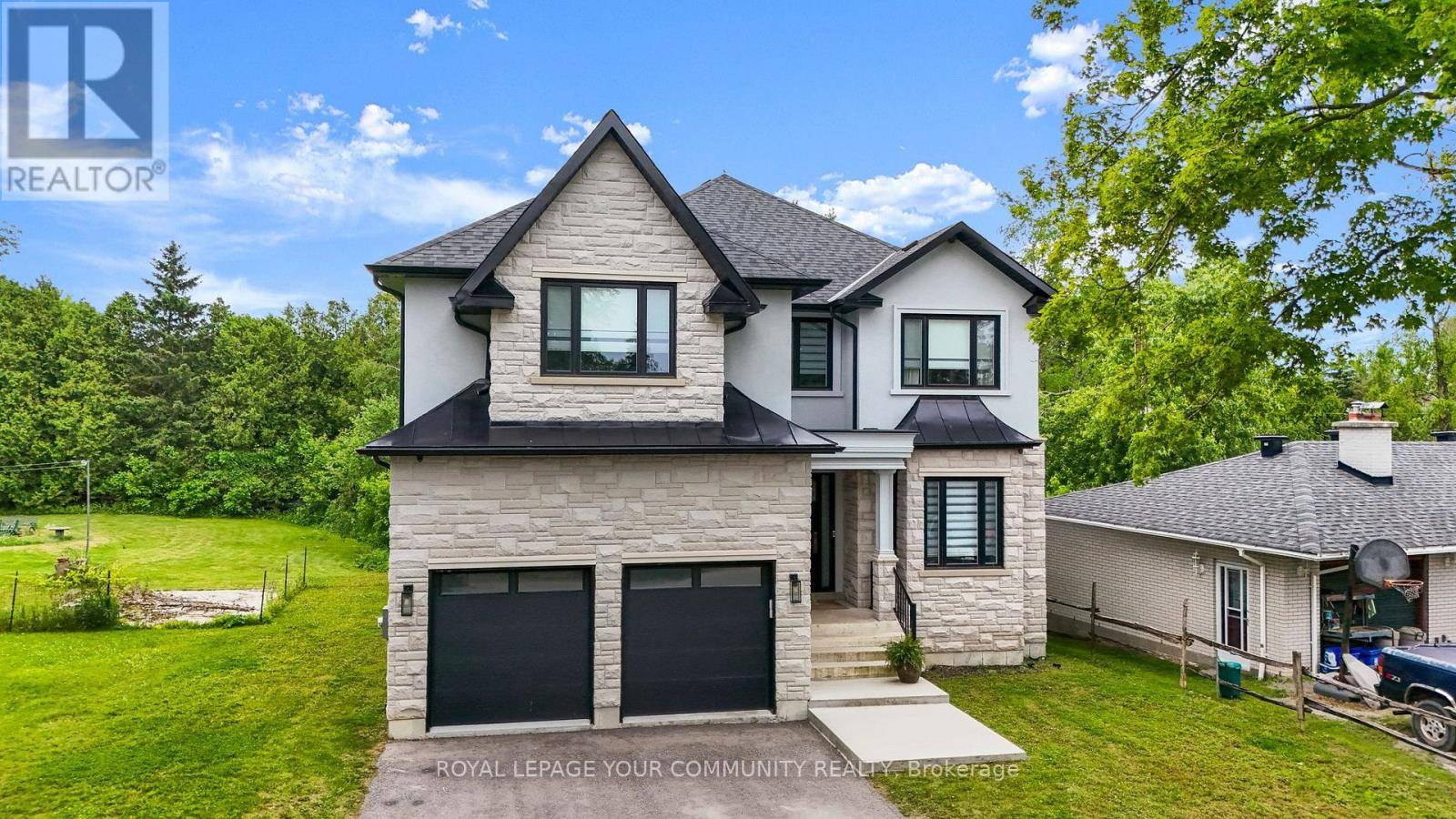 Whitchurch-stouffville (ballantrae), ON L4A7X3,6077 HILLSDALE DRIVE