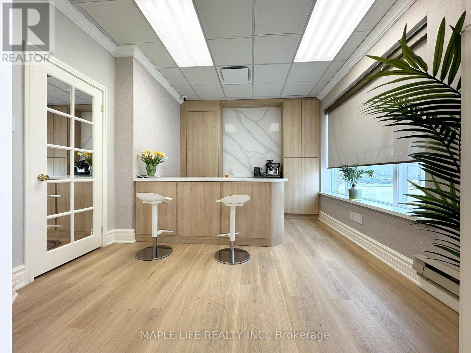 Richmond Hill (beaver Creek Business Park), ON L4B1B9,30 Wertheim CT #5-B