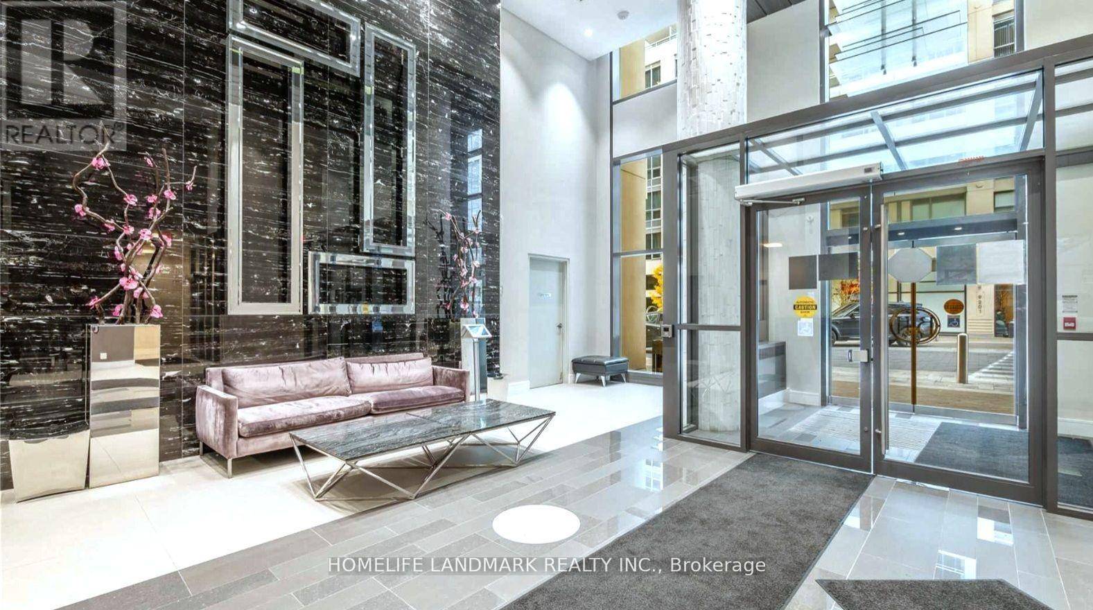 Richmond Hill (langstaff), ON L4C1E2,9191 Yonge ST #707 SW