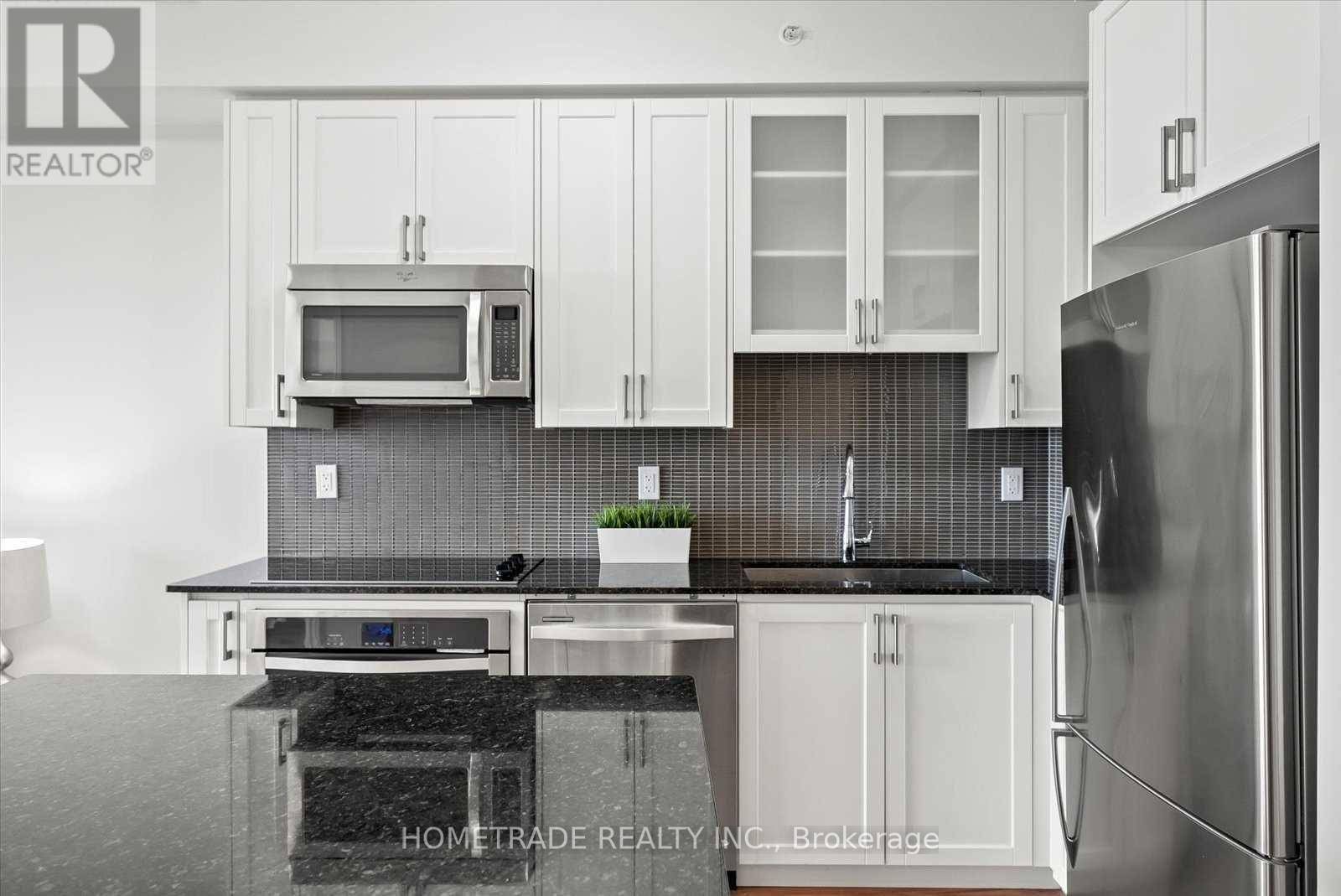 Richmond Hill (south Richvale), ON L4C0Z1,9090 Yonge ST #201B