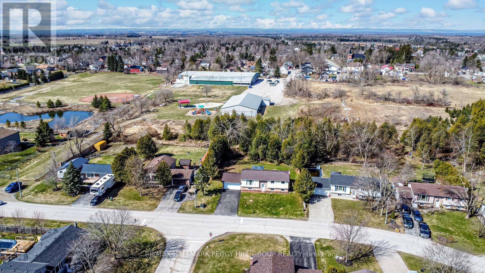 Essa (thornton), ON L0L2N0,228 THORNTON AVENUE