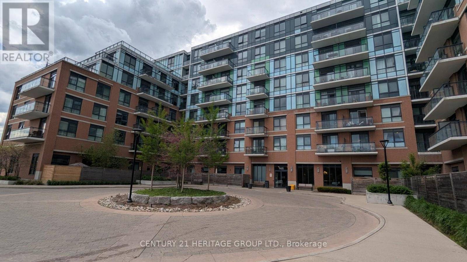 Richmond Hill (jefferson), ON L4E1G2,11611 Yonge ST #701