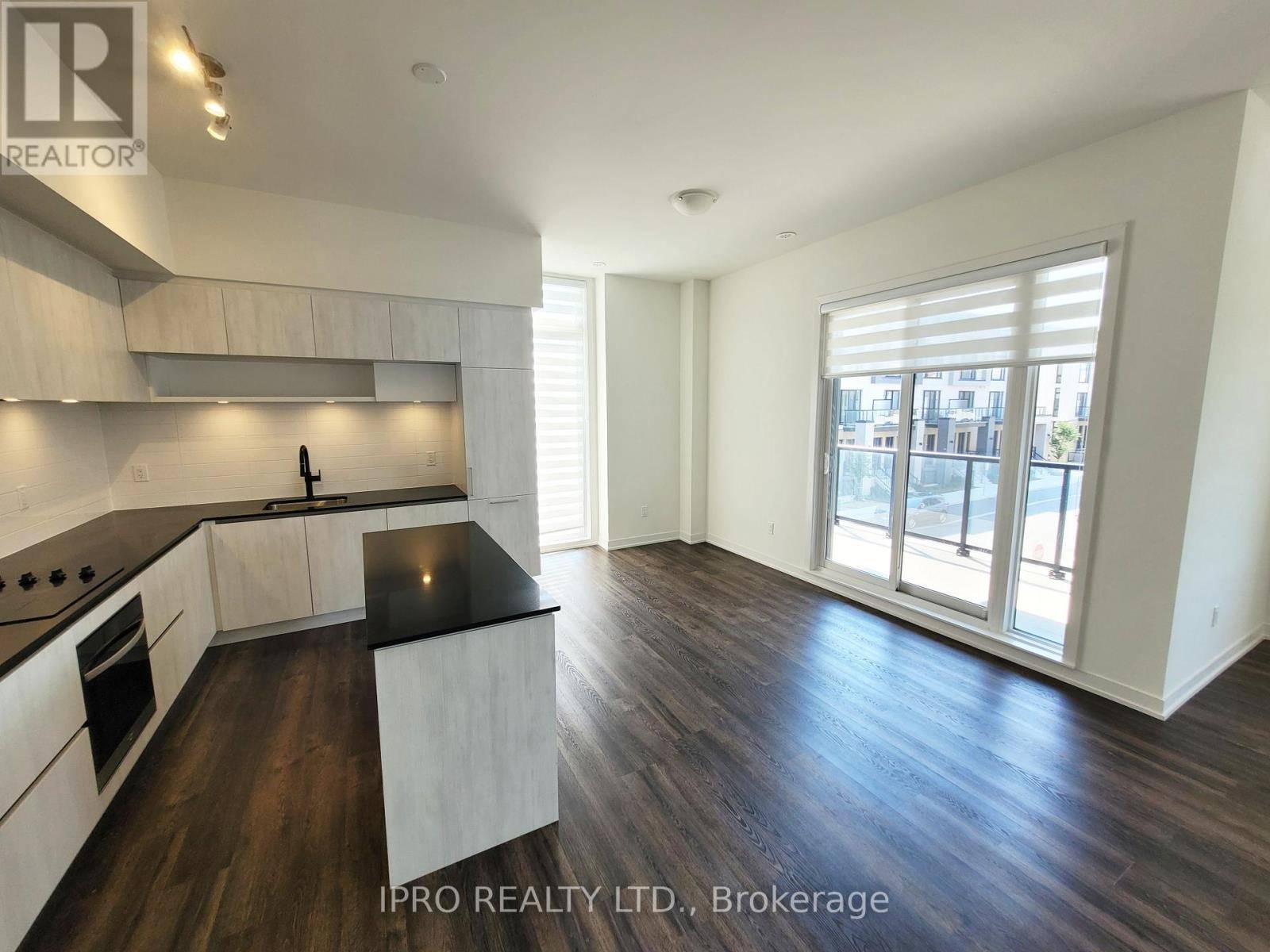 Richmond Hill, ON L4S0N2,15 David Eyer RD #1414