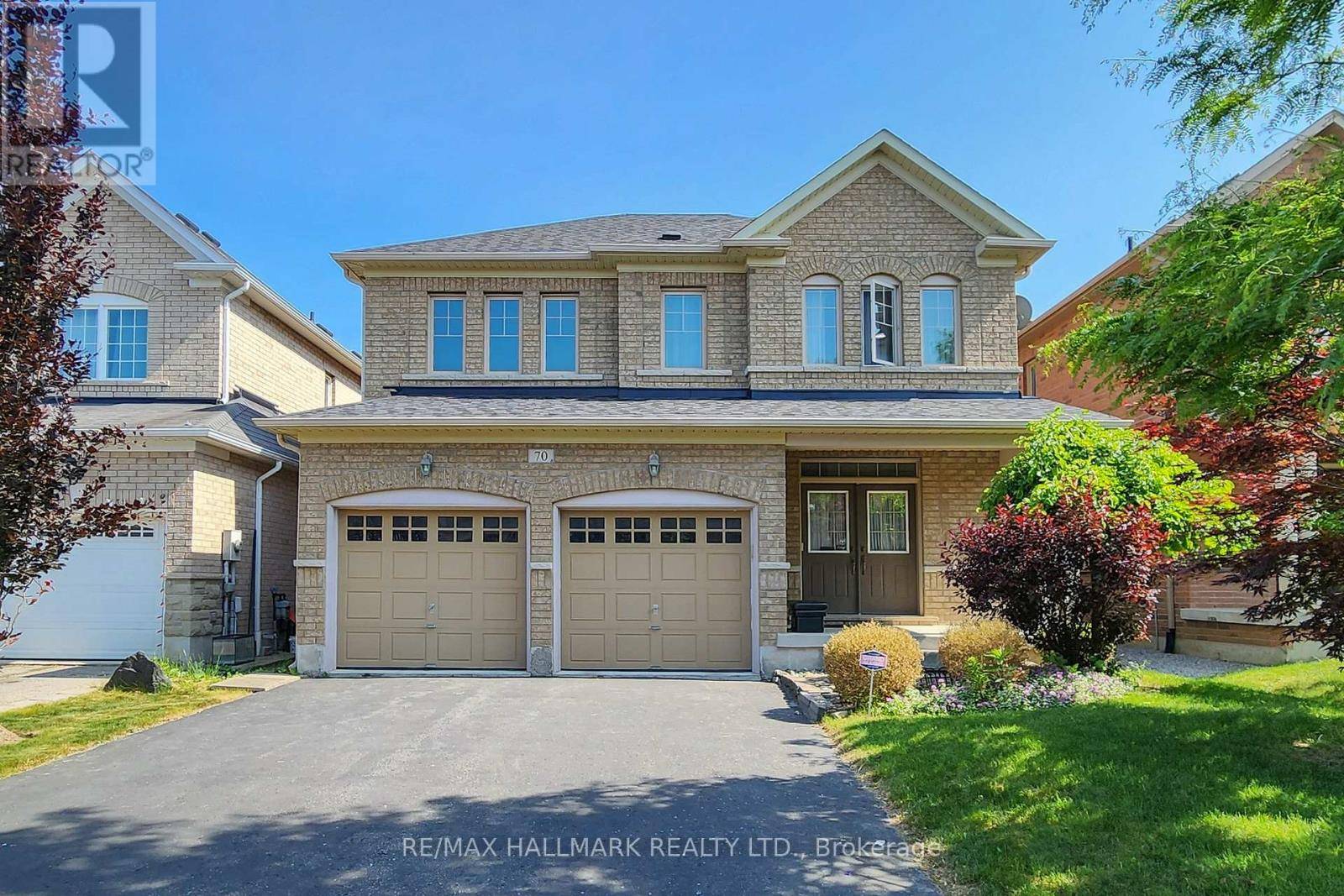 Whitchurch-stouffville (stouffville), ON L4A0R8,70 MAPLEBANK CRESCENT